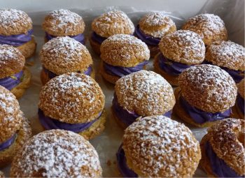Křupavé větrníčky (Choux au craquelin)